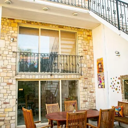 Annemin Harabesi Aparthotel Çeşme