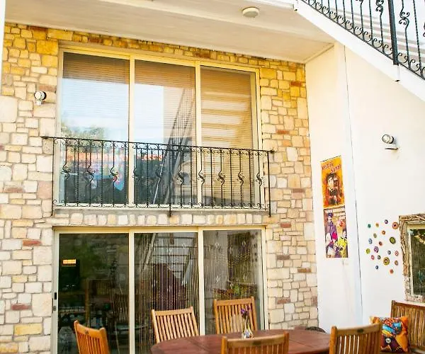 Annemin Harabesi Apart-hotel Çeşme